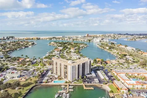 10355 Paradise Boulevard Treasure Island FL 33706