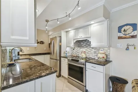 10355 Paradise Boulevard Treasure Island FL 33706