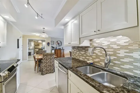 10355 Paradise Boulevard Treasure Island FL 33706