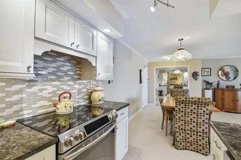 10355 Paradise Boulevard Treasure Island FL 33706