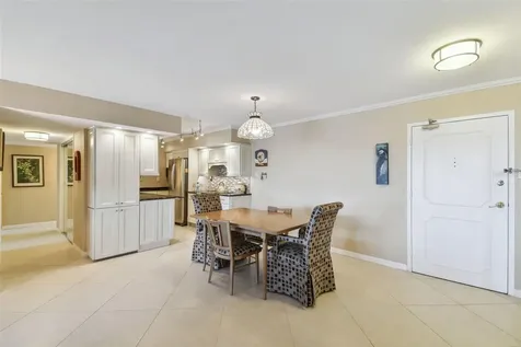 10355 Paradise Boulevard Treasure Island FL 33706