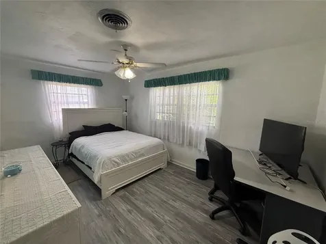 262 Walter Avenue Frostproof FL 33843