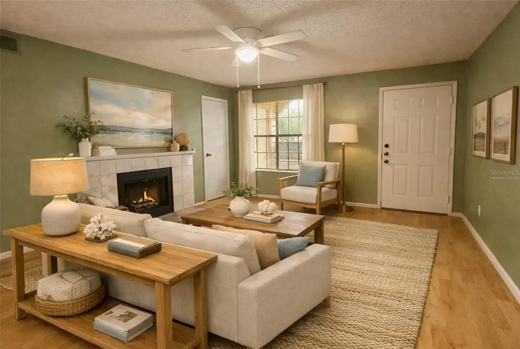380 Lakepointe Drive Altamonte Springs FL 32701