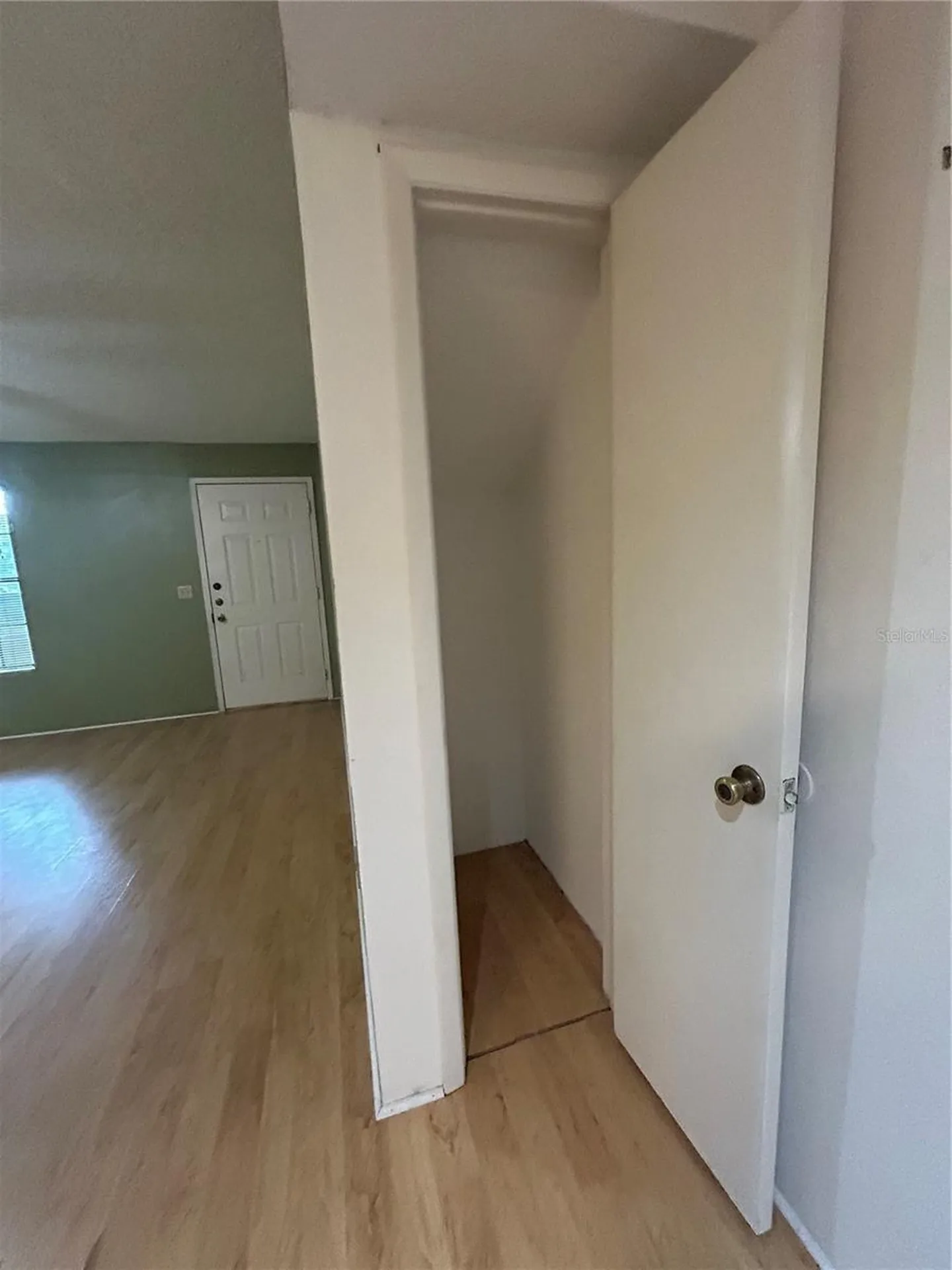380 Lakepointe Drive Altamonte Springs FL 32701