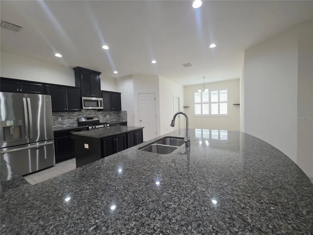 17545 Buckingham Garden Drive Lithia FL 33547