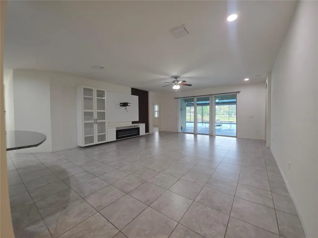 17545 Buckingham Garden Drive Lithia FL 33547