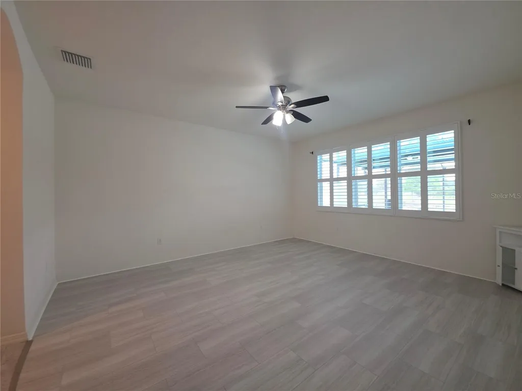 17545 Buckingham Garden Drive Lithia FL 33547