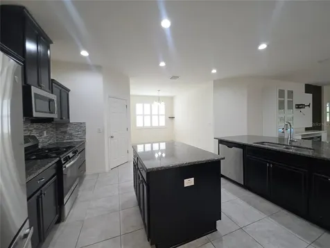 17545 Buckingham Garden Drive Lithia FL 33547