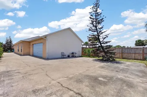 497 Grandview Avenue Ormond Beach FL 32176
