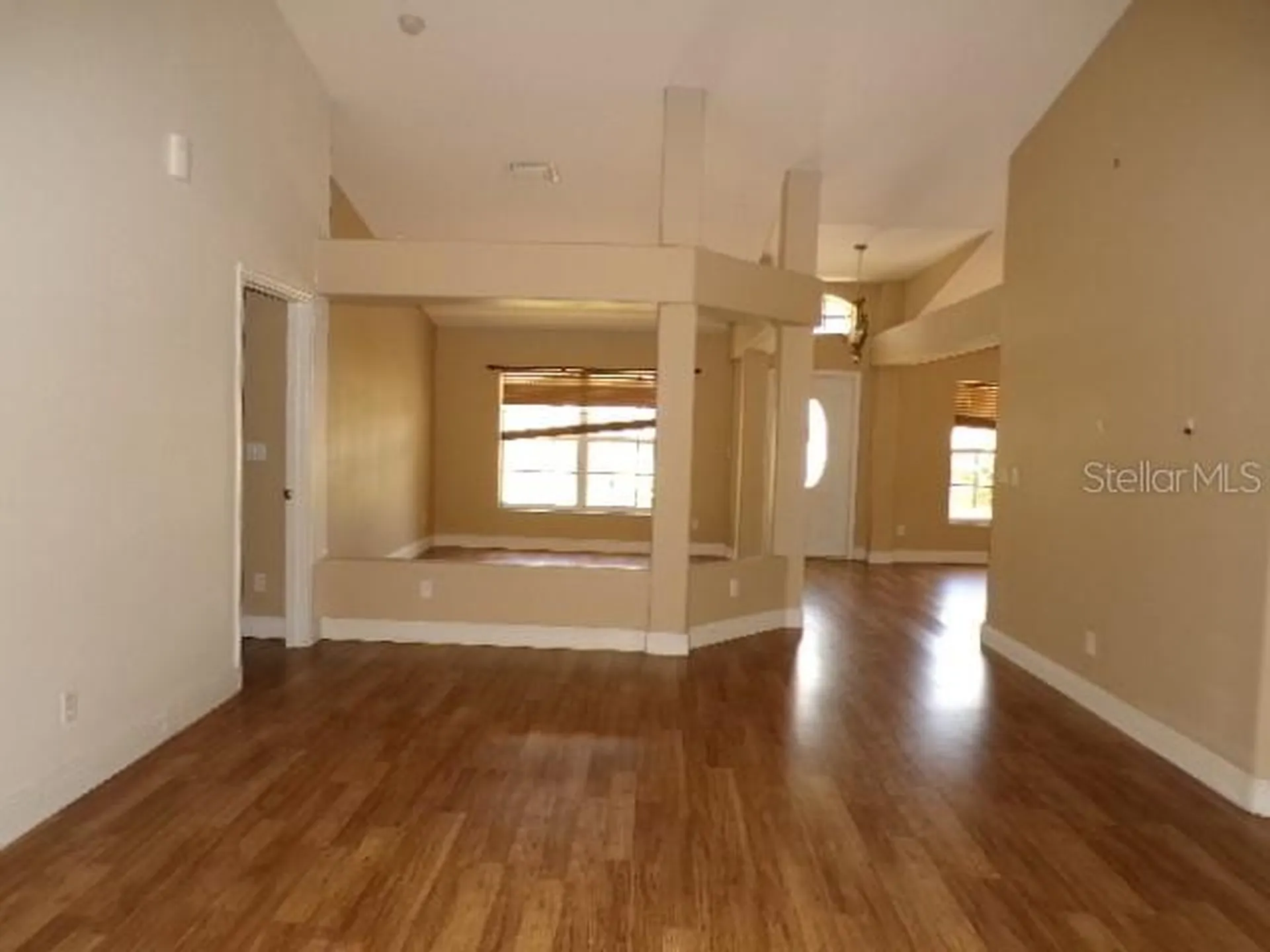 1722 SW 4th Avenue Cape Coral FL 33991