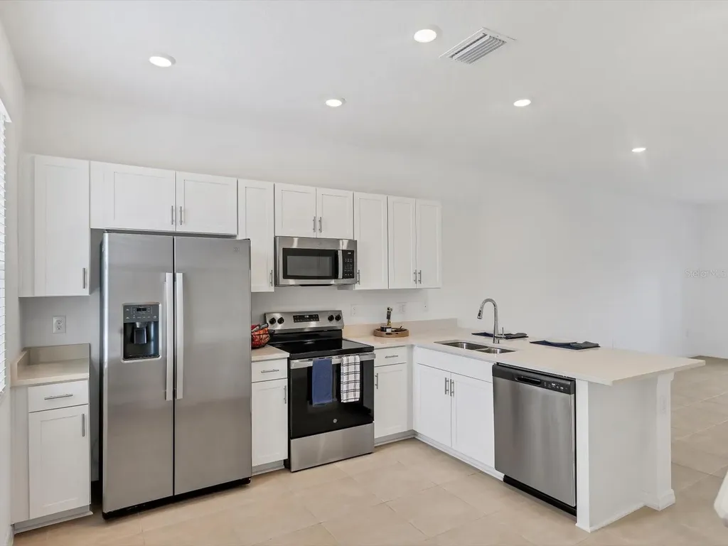 8577 Daybreak Street Sarasota FL 34241