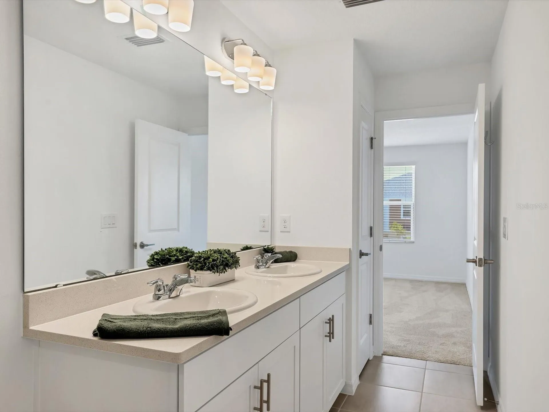 8577 Daybreak Street Sarasota FL 34241