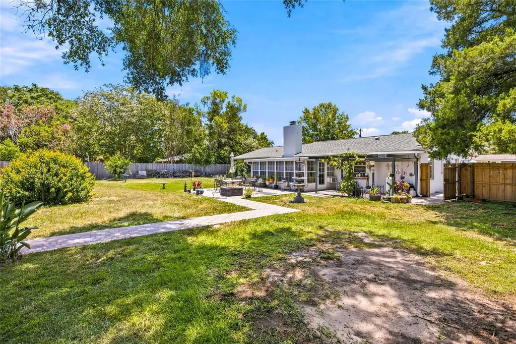 2009 NE 49th Street Ocala FL 34479