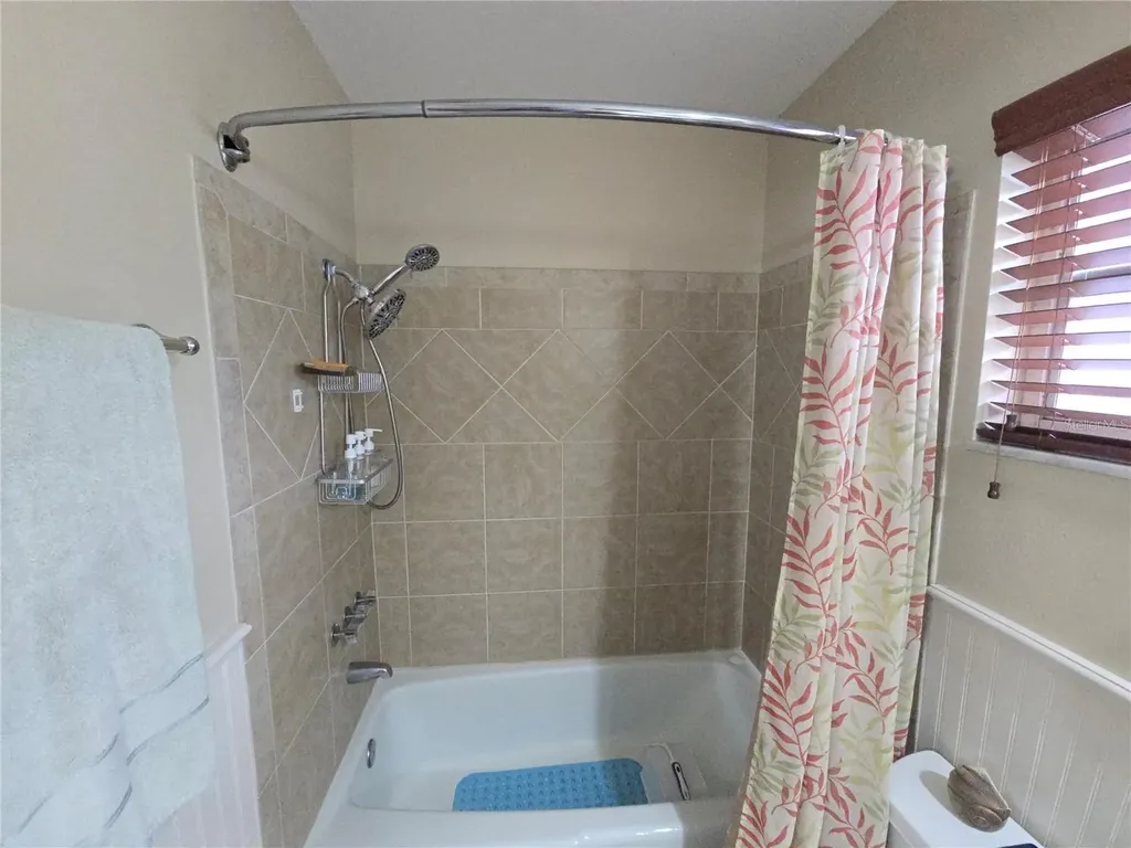 5064 Live Oak Circle Bradenton FL 34207