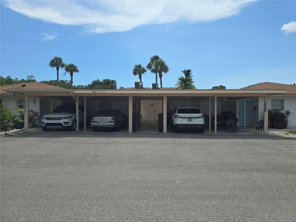 5064 Live Oak Circle Bradenton FL 34207