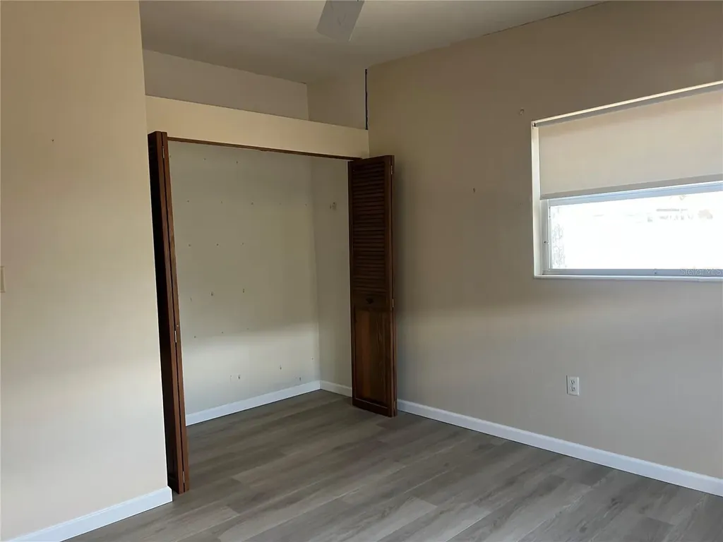 321 Alba Street E Venice FL 34285