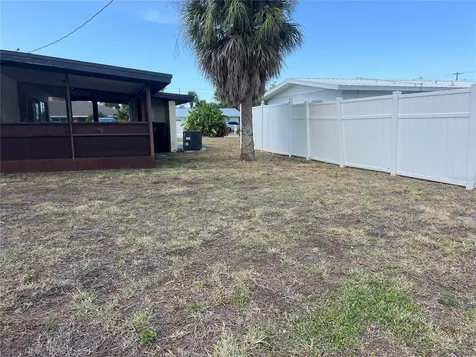 321 Alba Street E Venice FL 34285