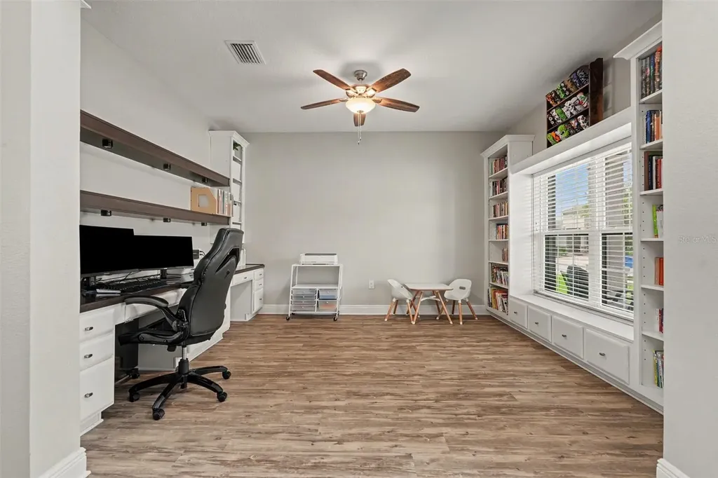 8044 Lago Mist Way Wesley Chapel FL 33545