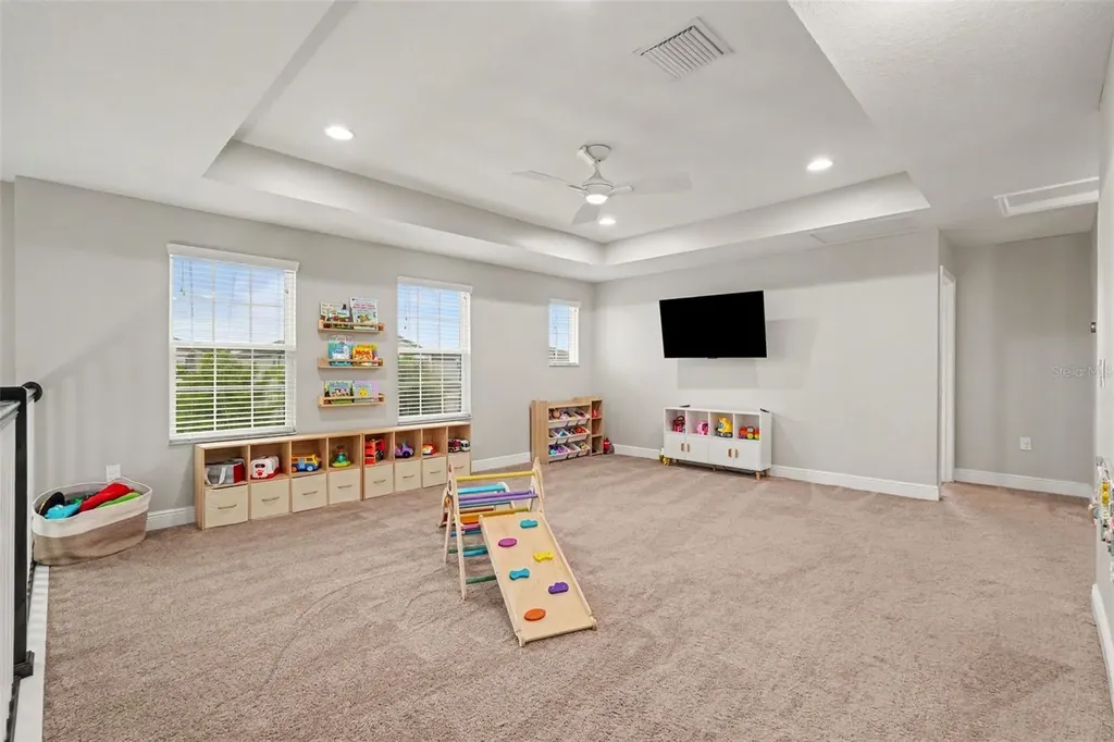 8044 Lago Mist Way Wesley Chapel FL 33545