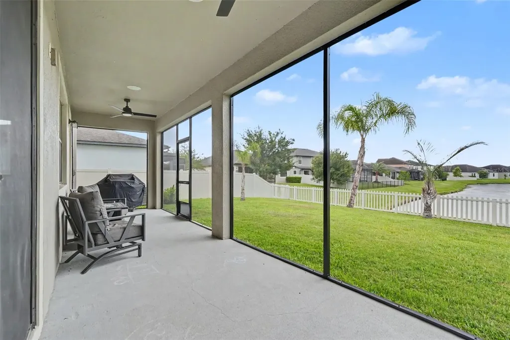 8044 Lago Mist Way Wesley Chapel FL 33545