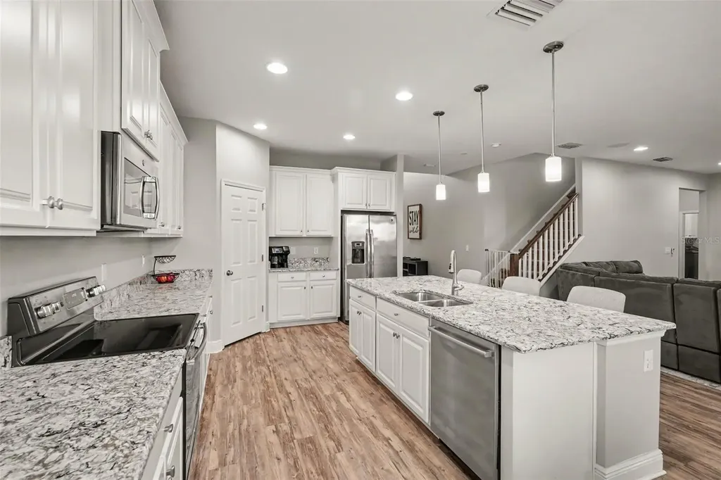 8044 Lago Mist Way Wesley Chapel FL 33545