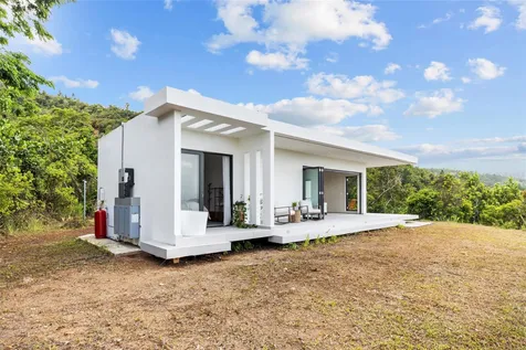Bo Sumido 7737 Km 1 6 Cayey PR 00736