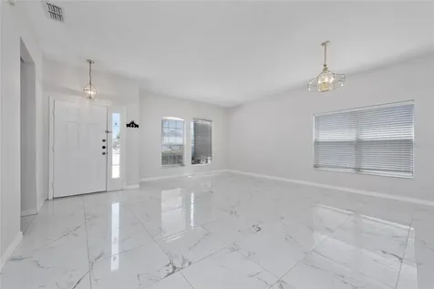 746 Lockbreeze Drive Davenport FL 33897