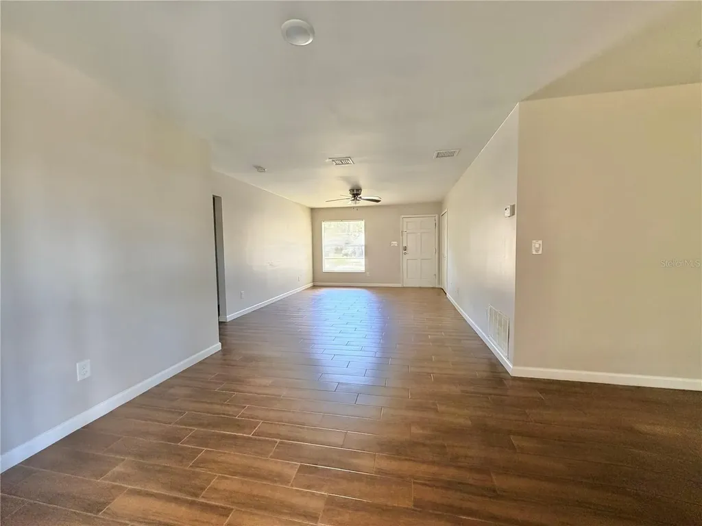 130 S Bulova Drive Apopka FL 32703