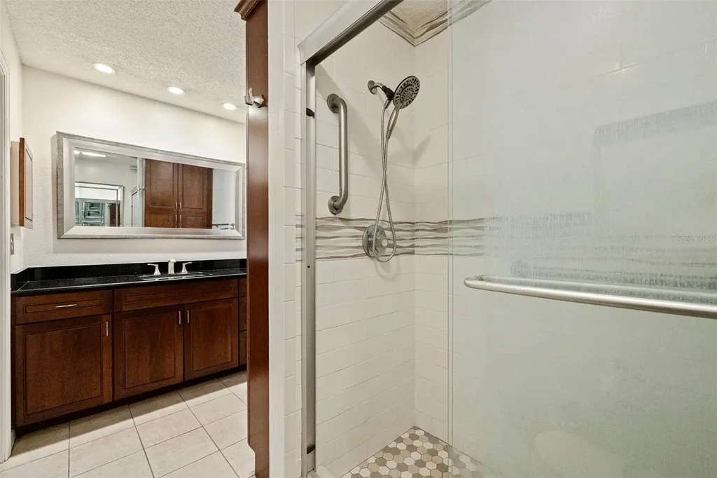 8140 Terrace Garden Drive St Petersburg FL 33709