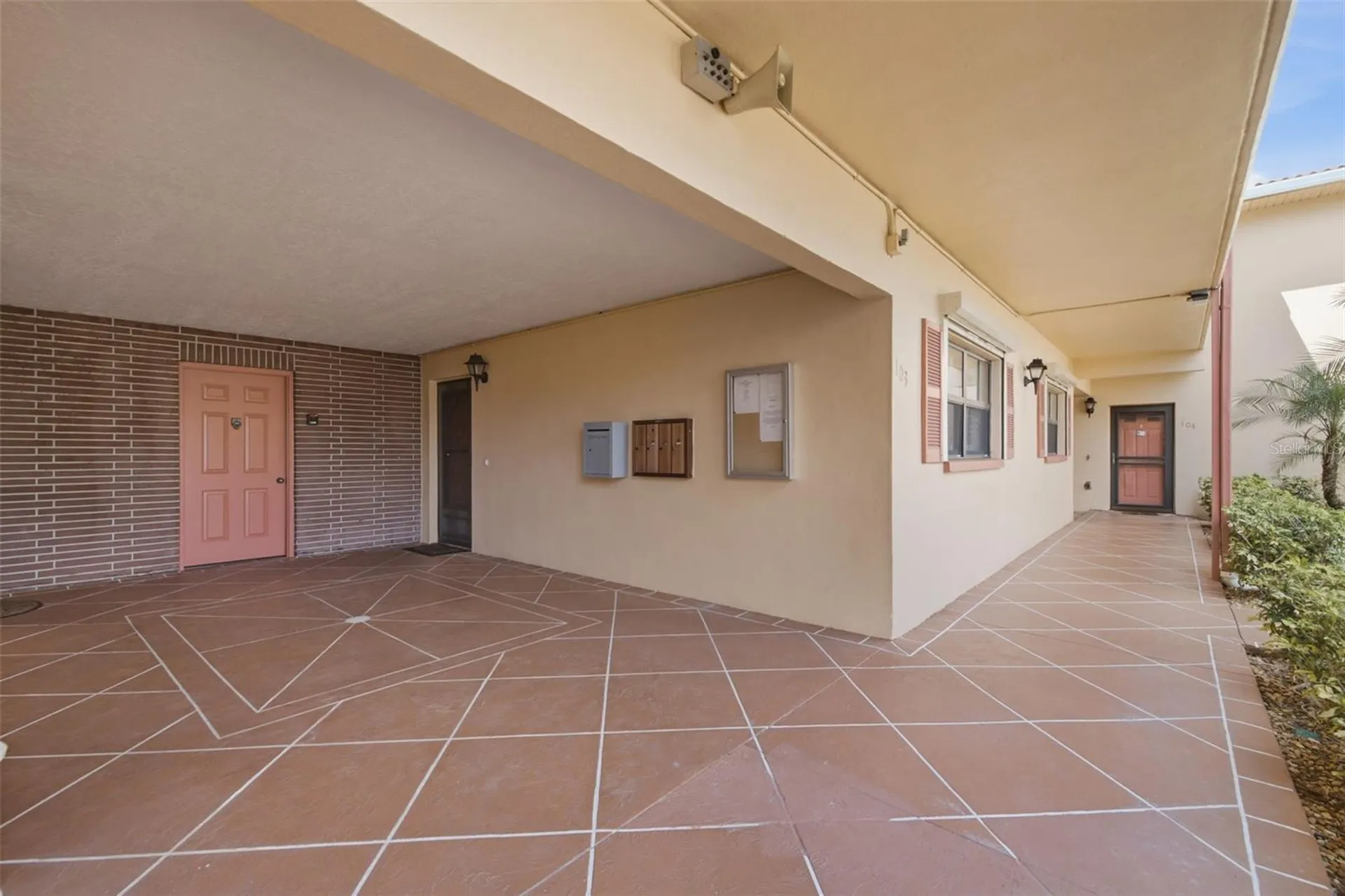 8140 Terrace Garden Drive St Petersburg FL 33709