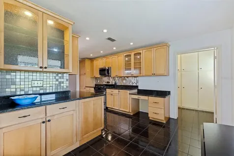 8140 Terrace Garden Drive St Petersburg FL 33709