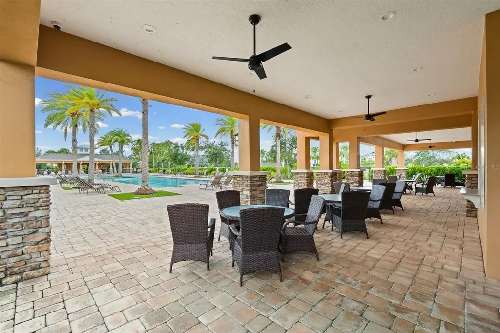 5248 Blossom Cove Bradenton FL 34211