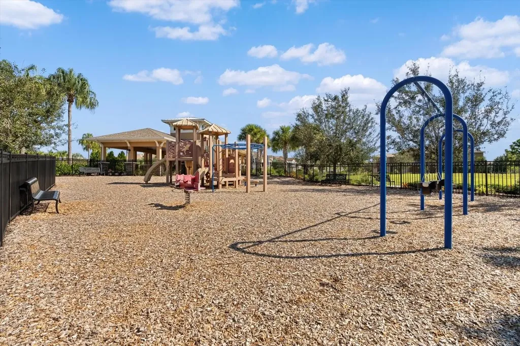 5248 Blossom Cove Bradenton FL 34211