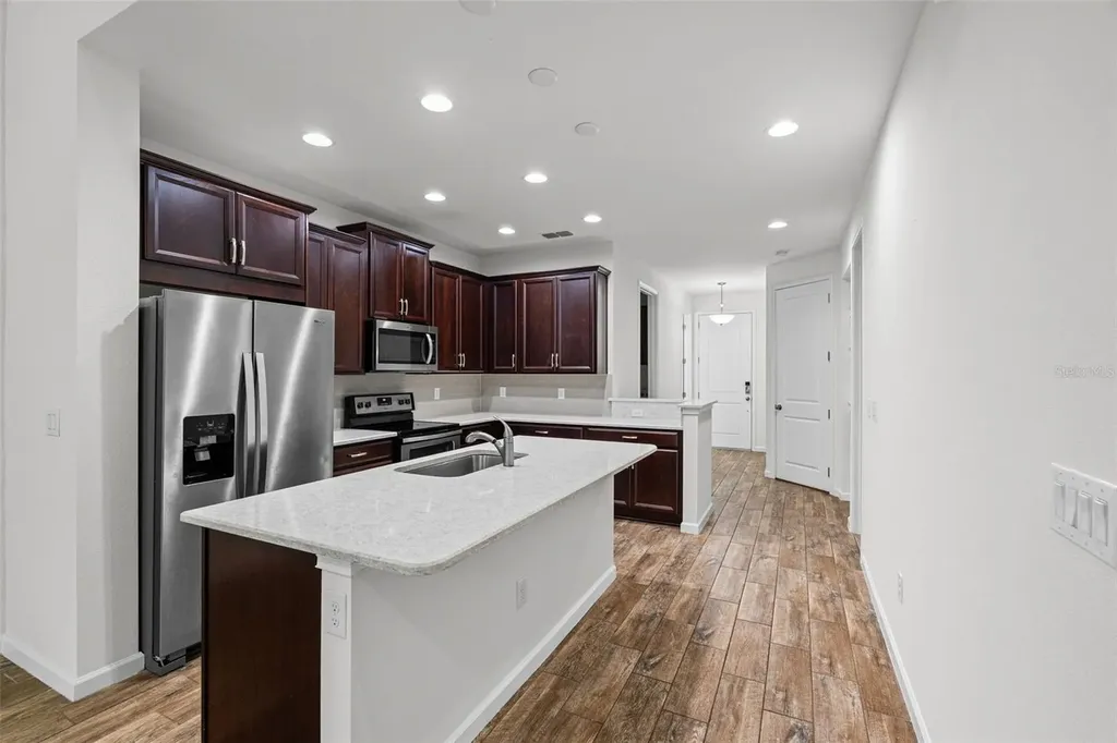 5248 Blossom Cove Bradenton FL 34211