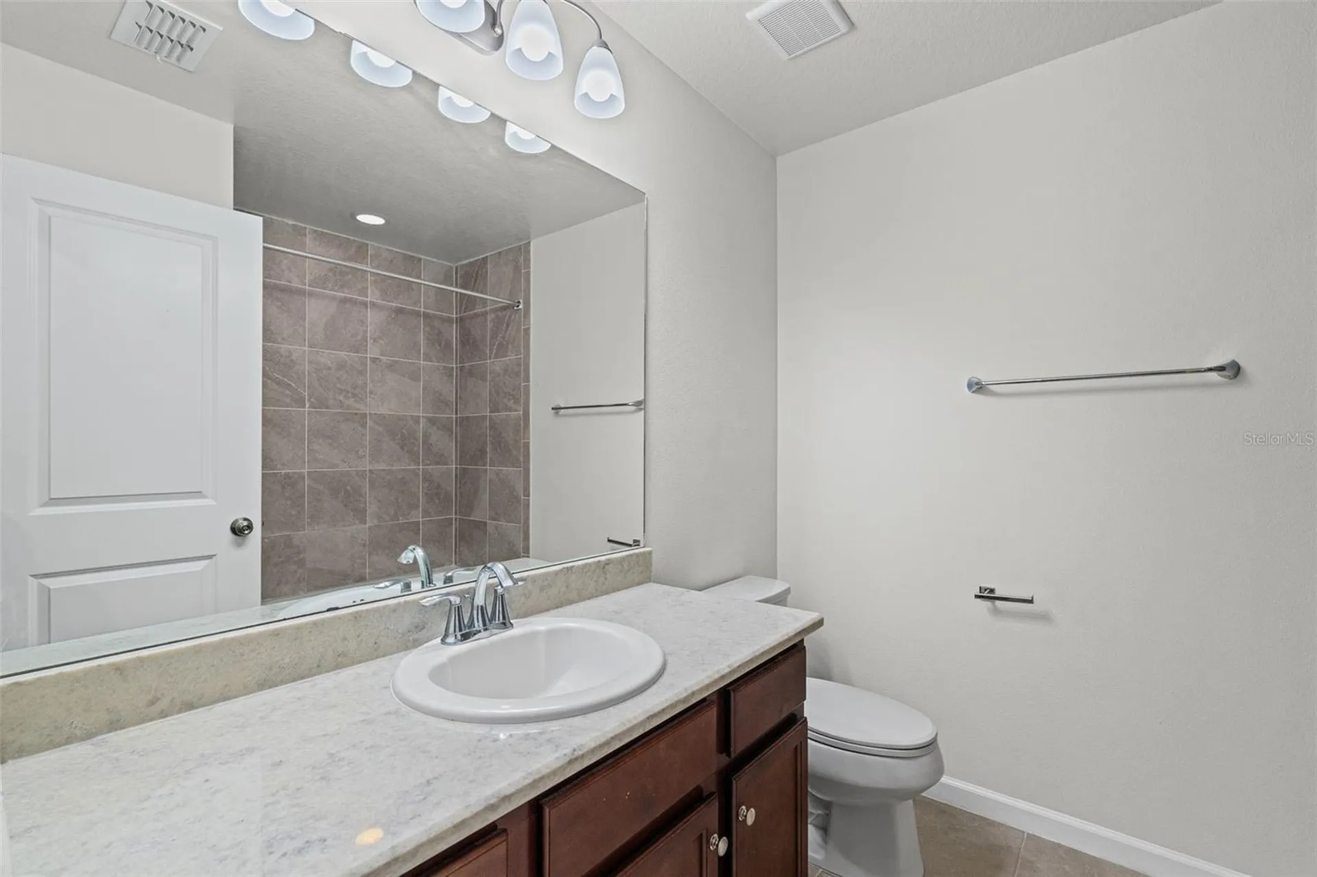5248 Blossom Cove Bradenton FL 34211