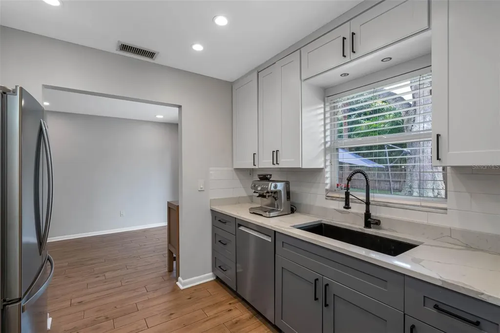 5104 W Cleveland Street Tampa FL 33609