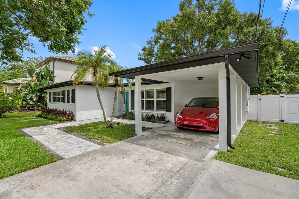 5104 W Cleveland Street Tampa FL 33609
