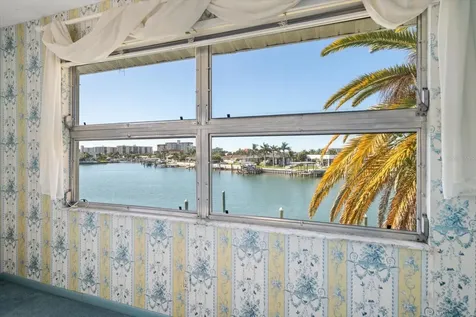 878 Harbor Island Clearwater Beach FL 33767