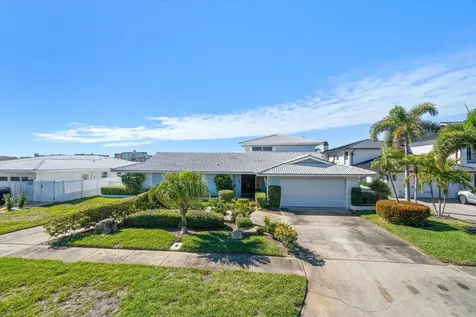 878 Harbor Island Clearwater Beach FL 33767