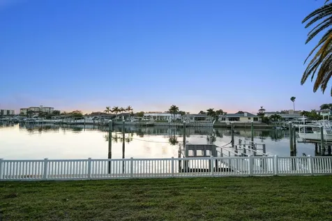 878 Harbor Island Clearwater Beach FL 33767