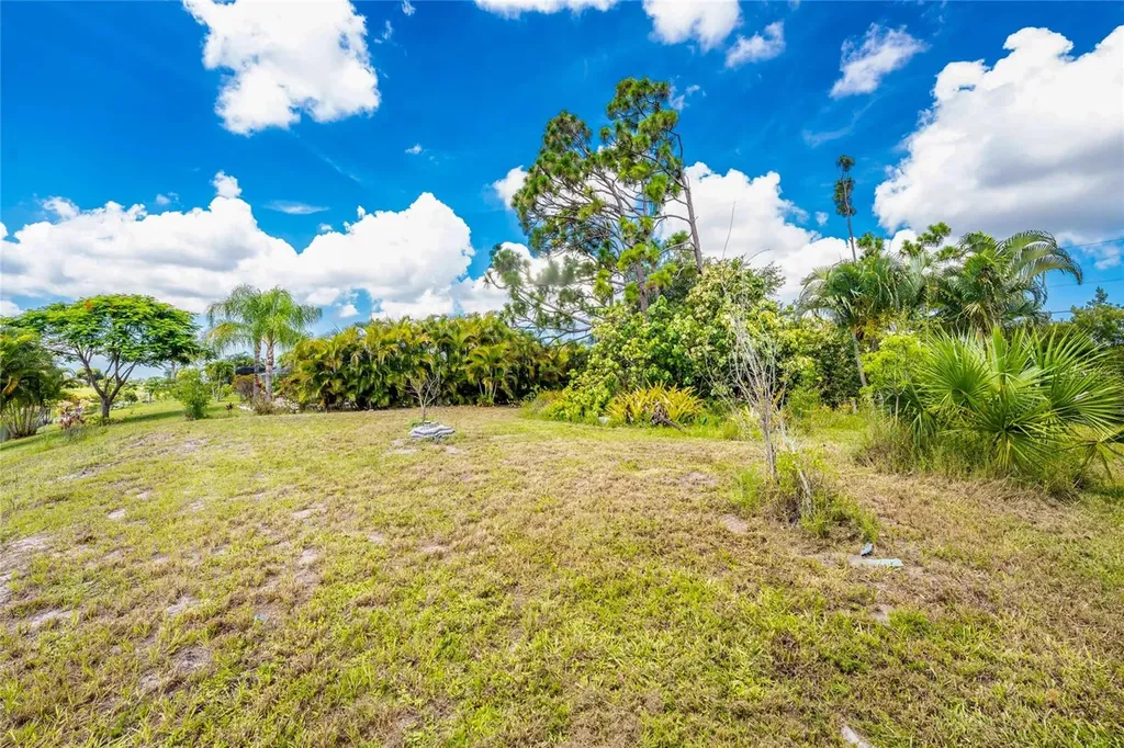 225 Fairway Road Rotonda West FL 33947