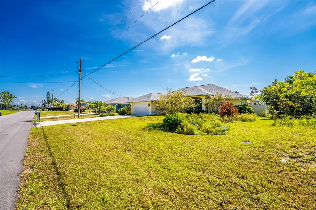 225 Fairway Road Rotonda West FL 33947