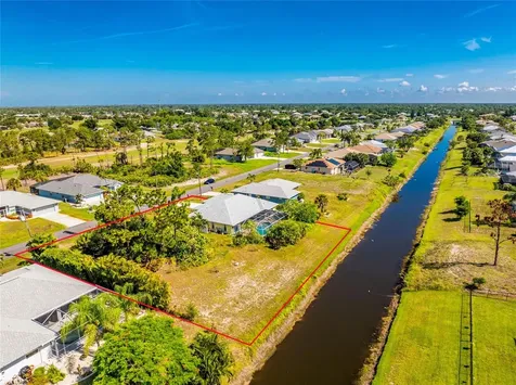 225 Fairway Road Rotonda West FL 33947