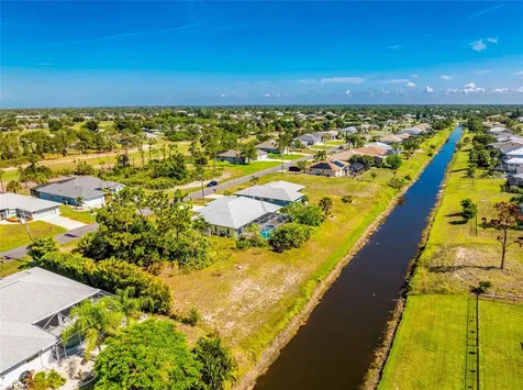 225 Fairway Road Rotonda West FL 33947