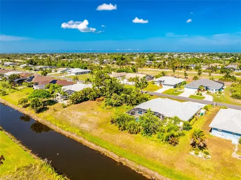 225 Fairway Road Rotonda West FL 33947