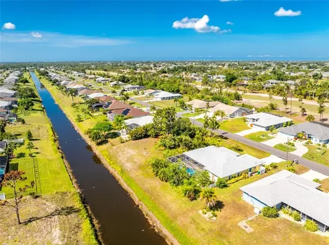 225 Fairway Road Rotonda West FL 33947