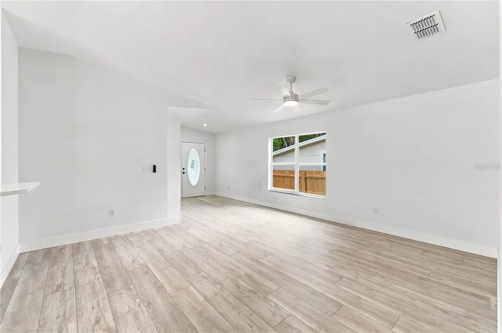 6812 Lyman Avenue Tampa FL 33610