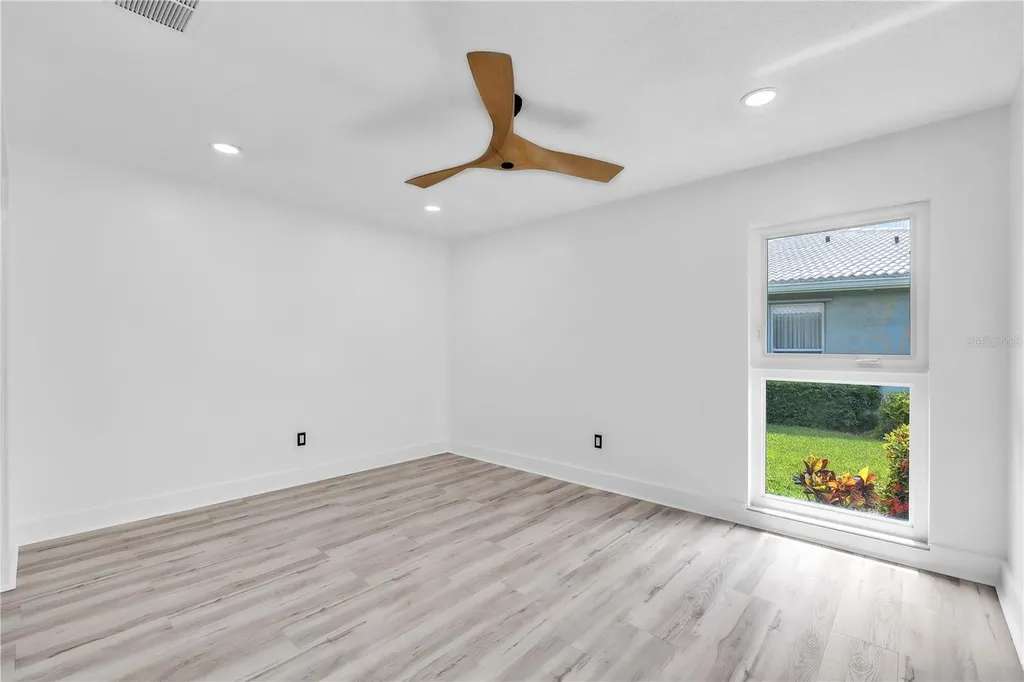 6522 11th Avenue W Bradenton FL 34209