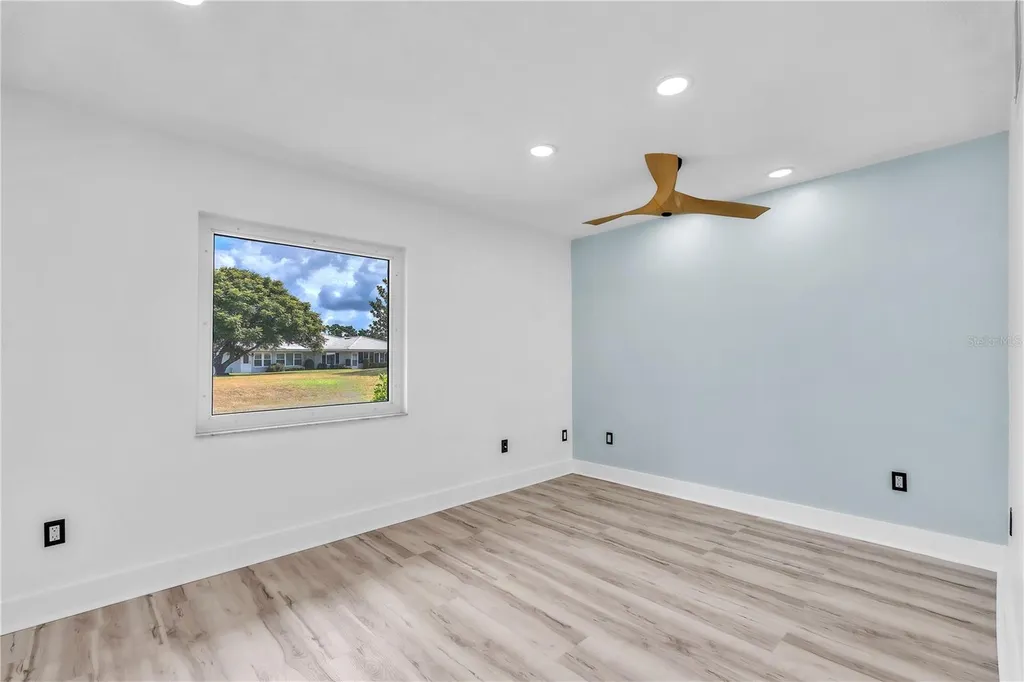 6522 11th Avenue W Bradenton FL 34209