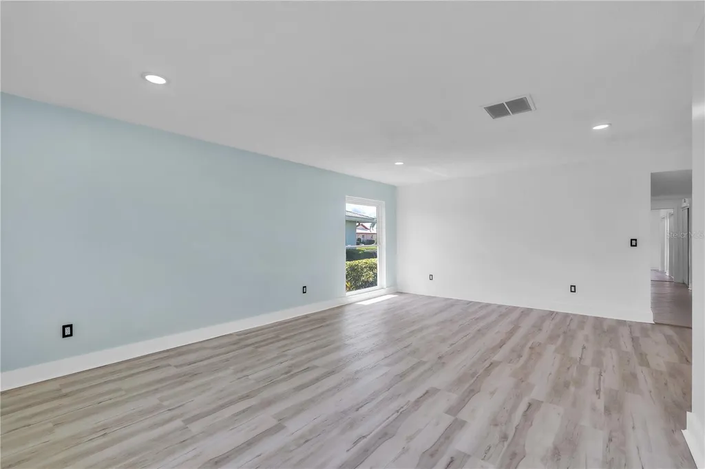 6522 11th Avenue W Bradenton FL 34209